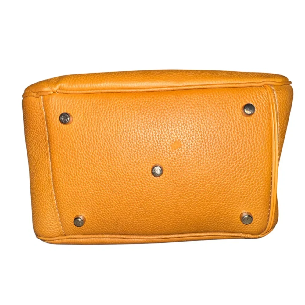 Cognac Colored Pebbled Leather Shoulder & Crossbody Bag – Adjustable Strap GUC